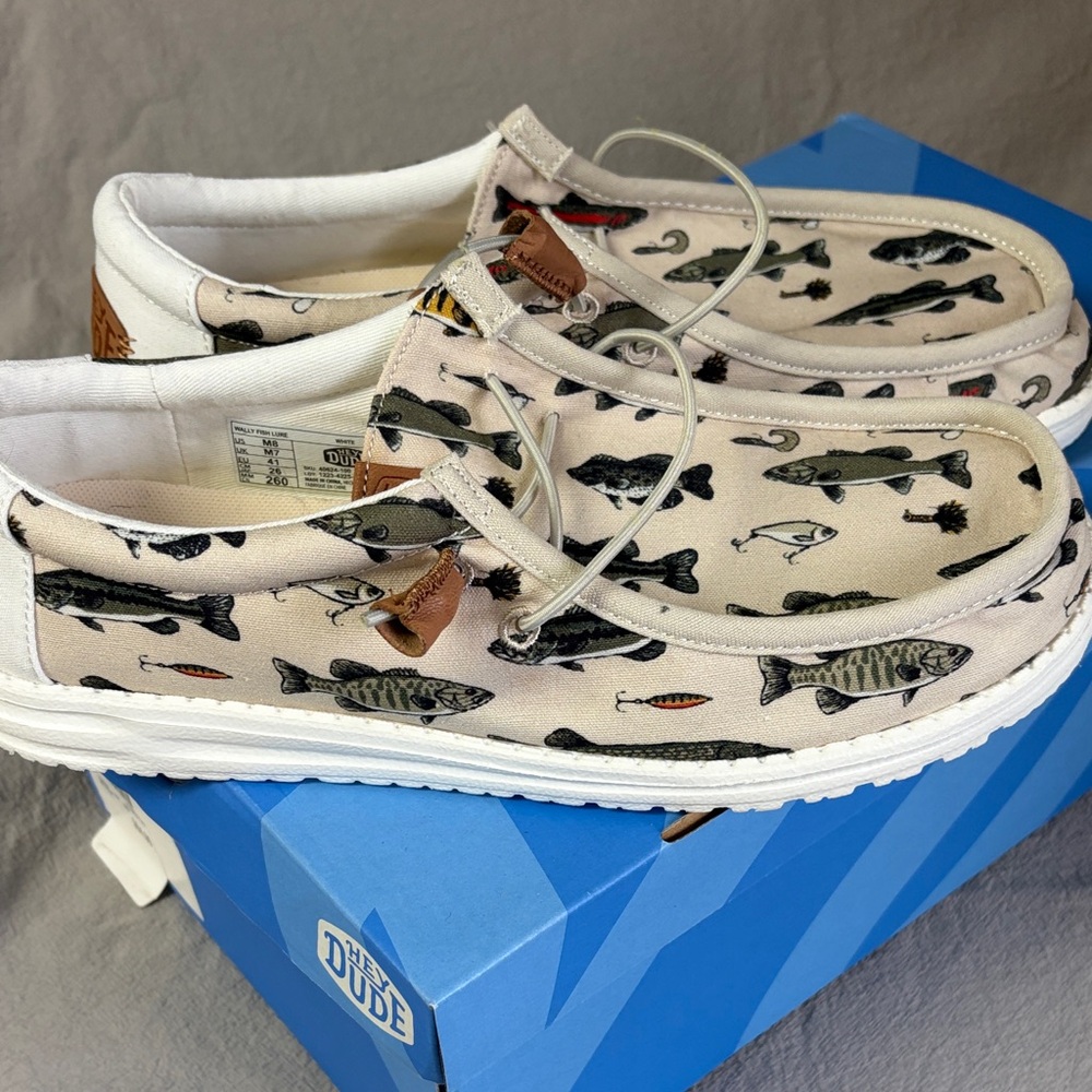Hey Dude Shoes - Wally Fish Lure